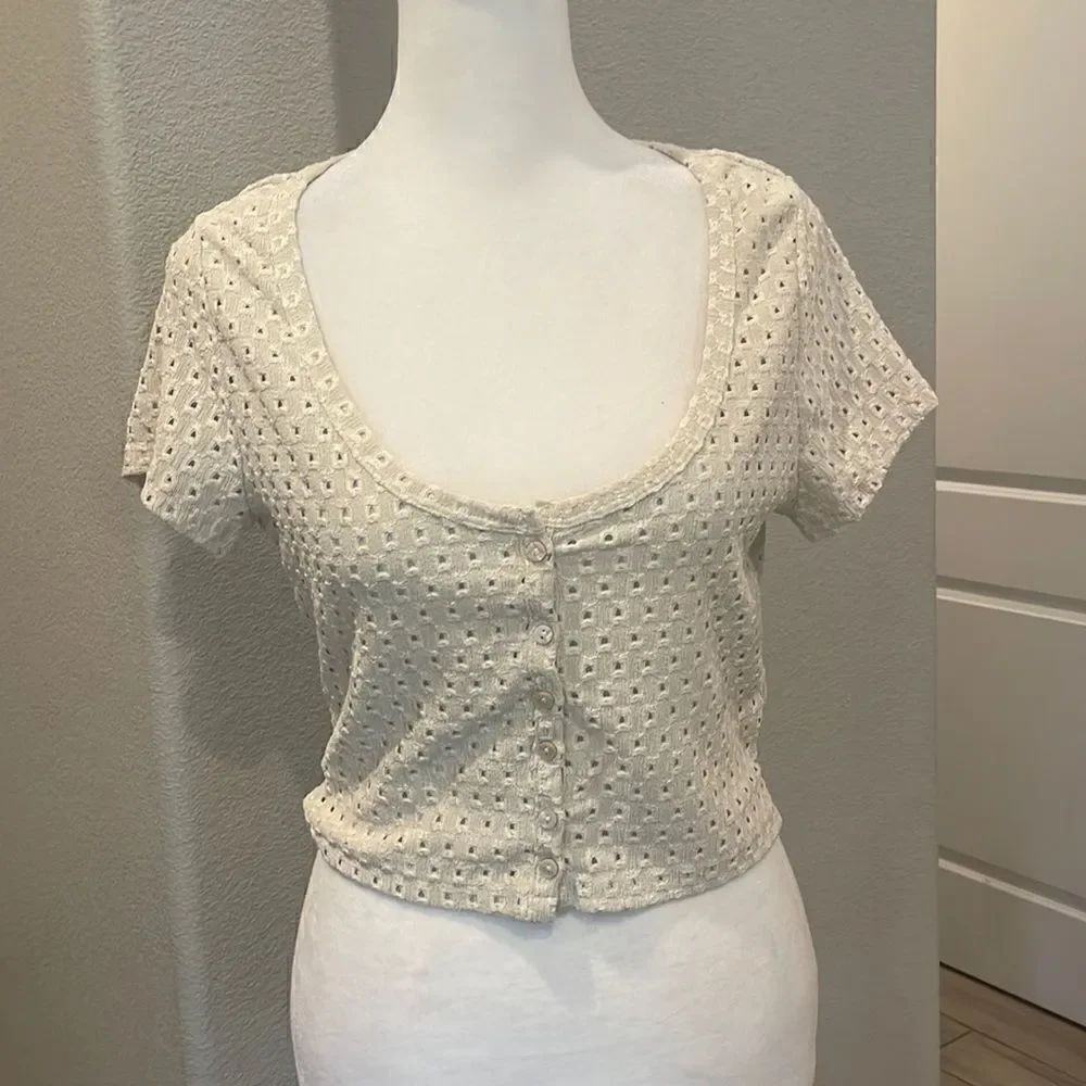 H & M Eyelet Basic Crop Top
